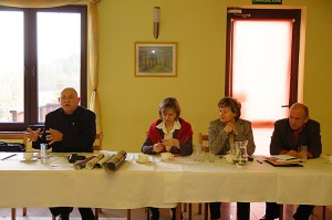 Od lewej: Ryszard Nowaczewski, Bożena Żelazowska, Grażyna Kamińska, Andrzej Kamiński