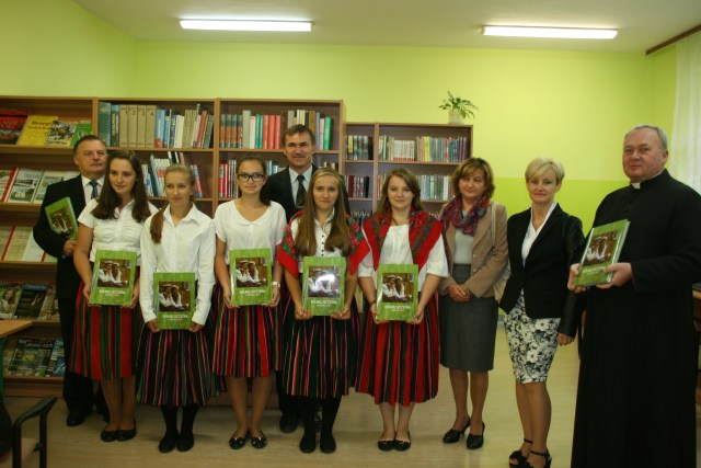 Promocja albumu w Gimnazjum im. Kolberga w Kołbieli